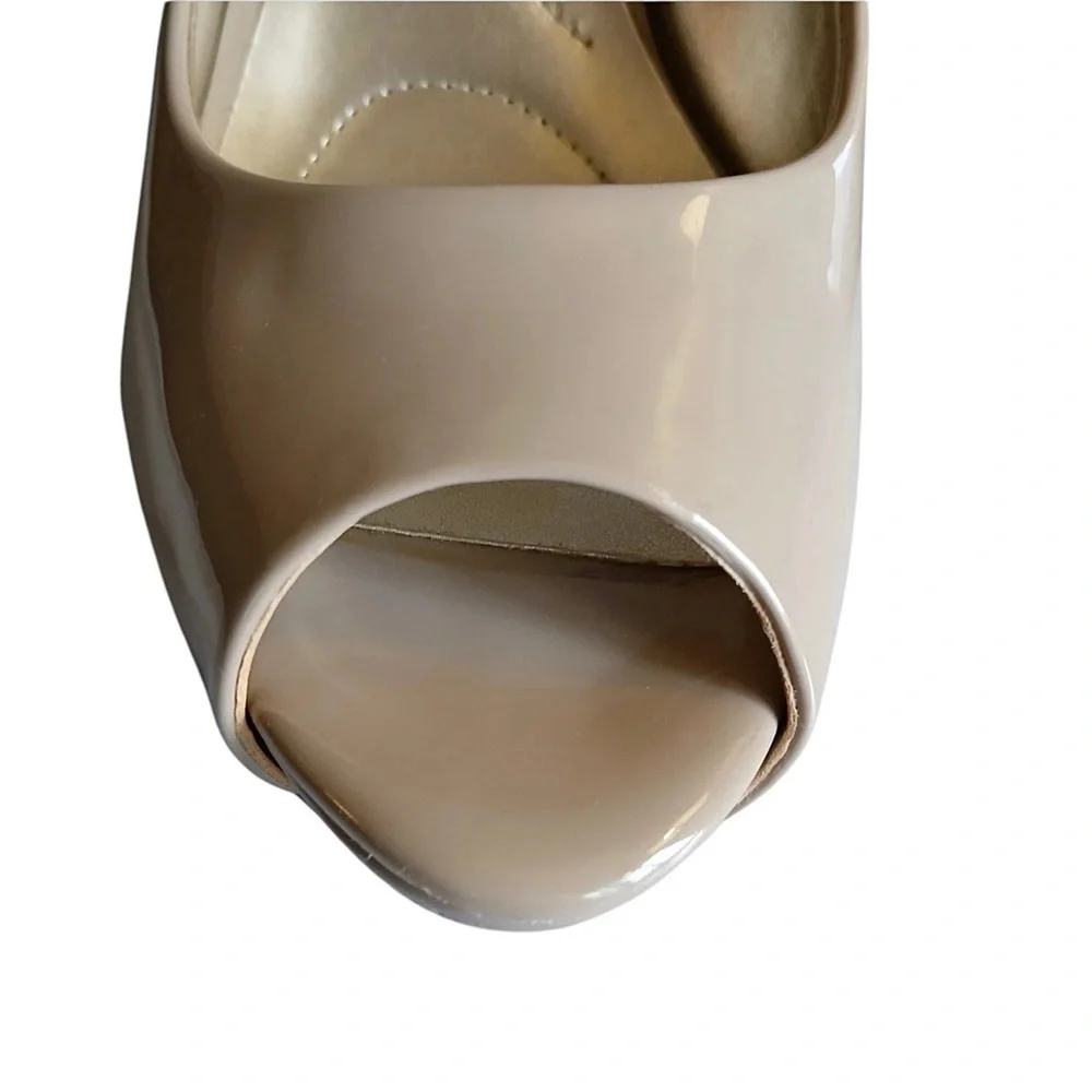 Bandolino shoes beige